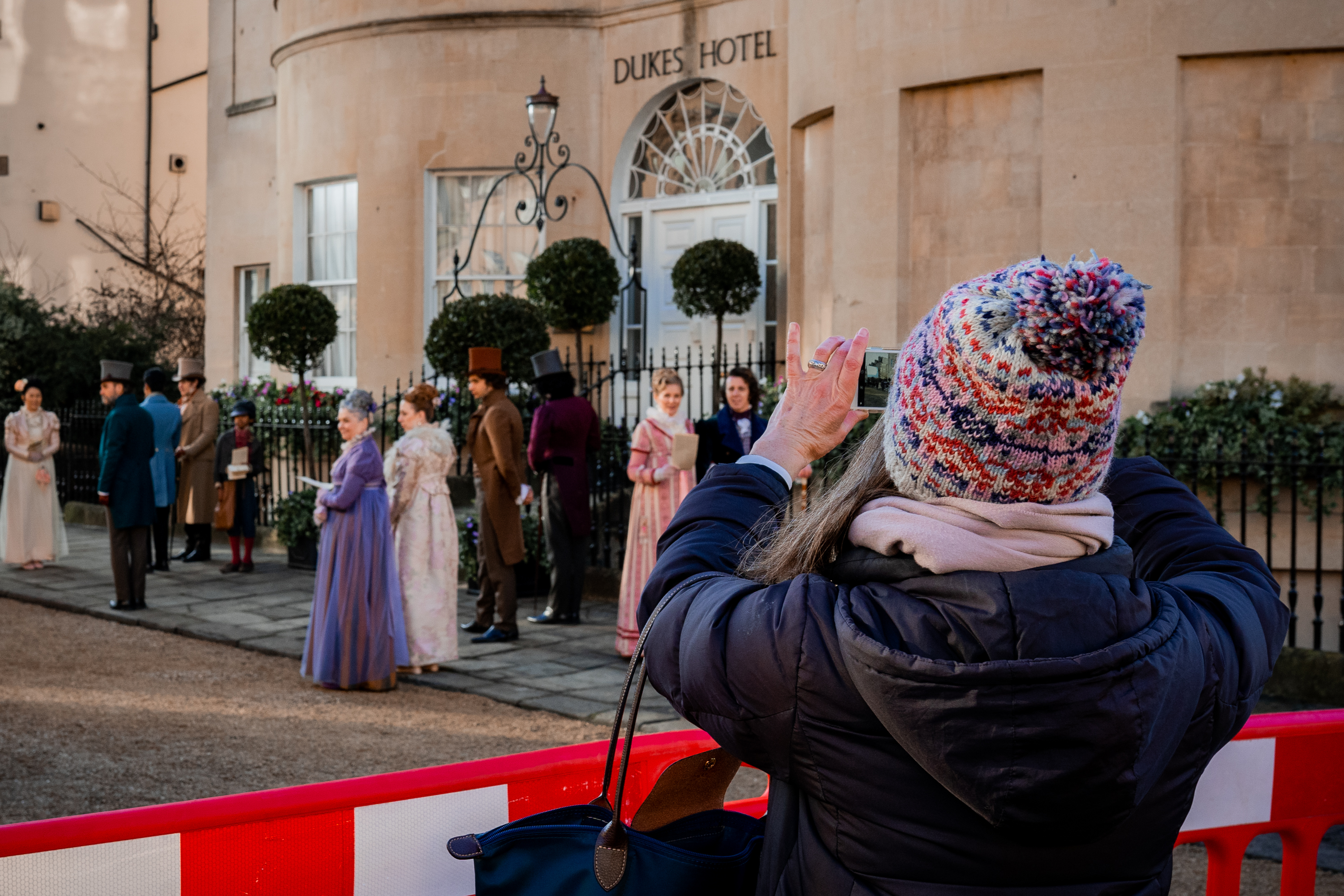 Bridgerton Films outside Dukes Hotel, © Jamie Bellinger